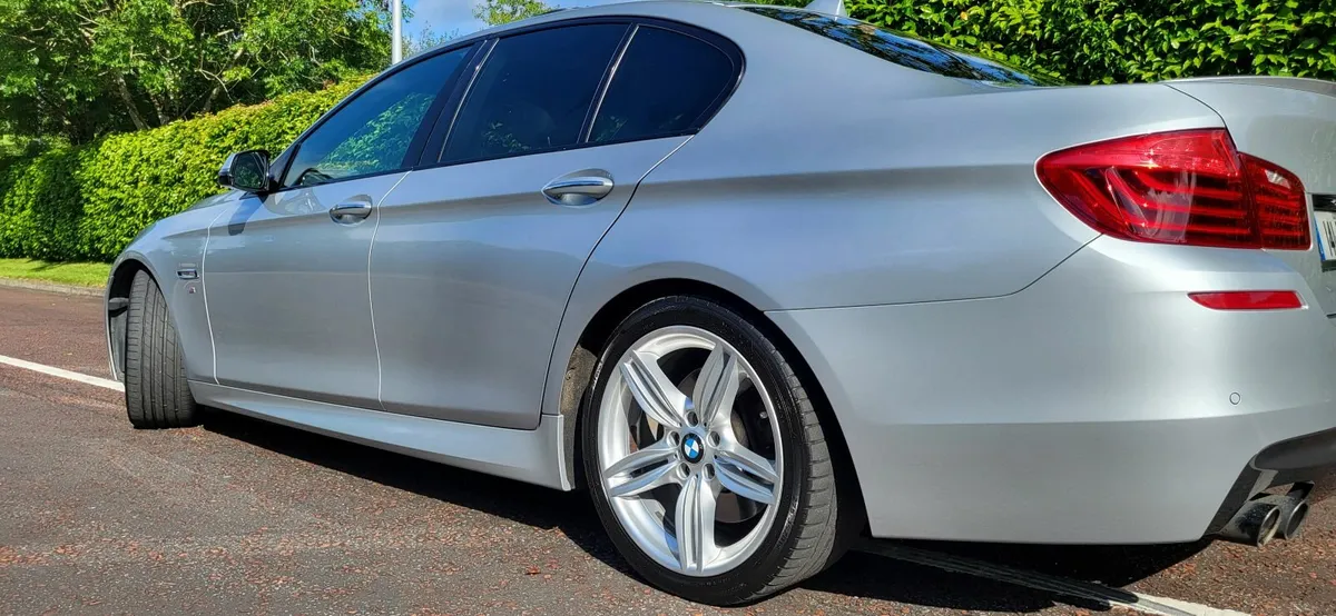 BMW 5-Series 530d, M-sport, 2014 LCI - Image 3