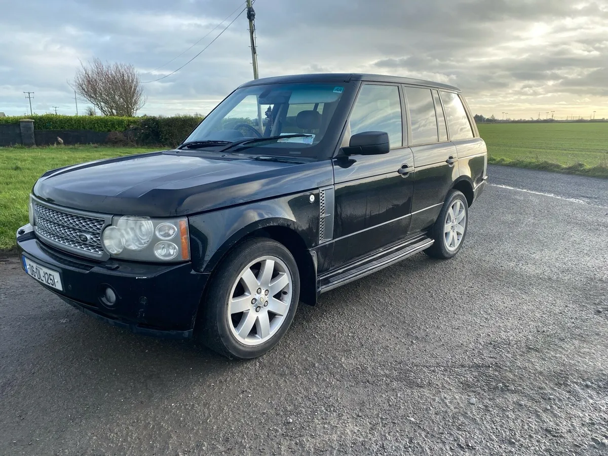 2006 Range Rover 3.0 TD6 Crewcab - Image 1