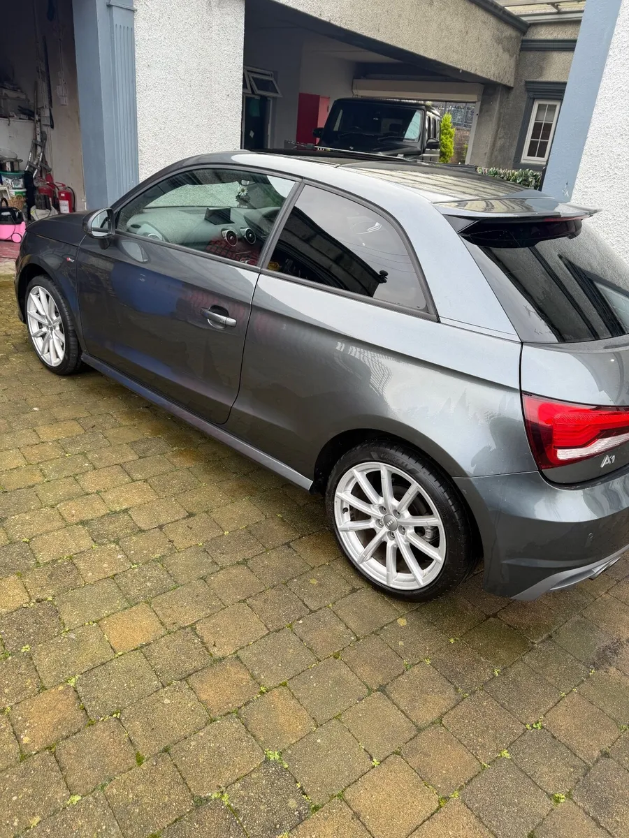 *** Audi A1 2017 *** - Image 1