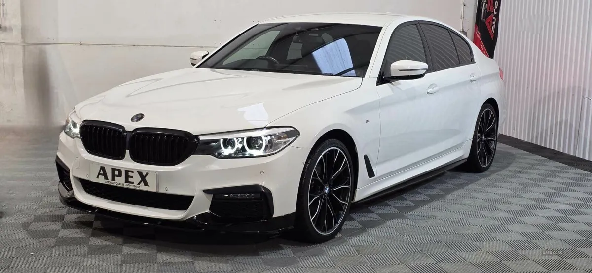 BMW 5-Series DIESEL SALOON - Image 2