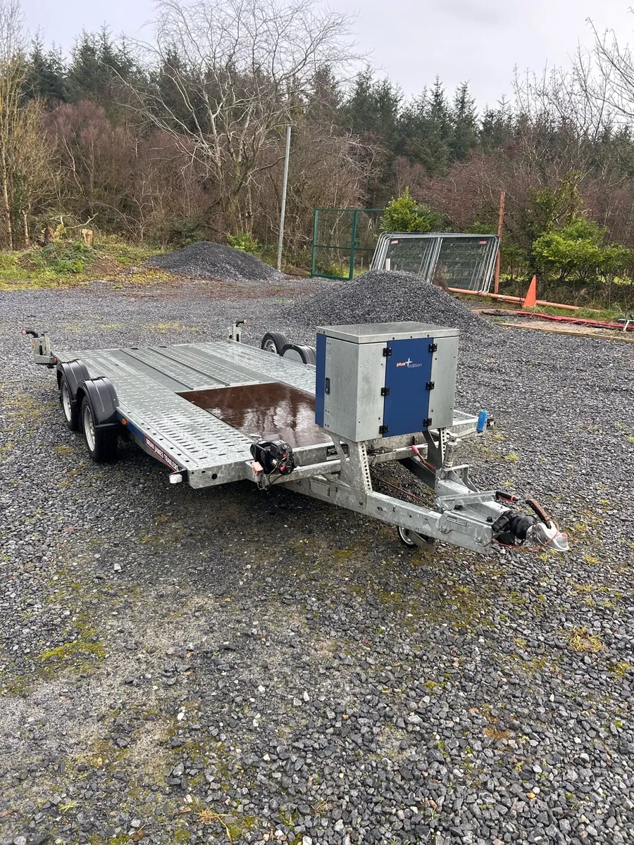 2020 Brian James C4 blue transporter - Image 2