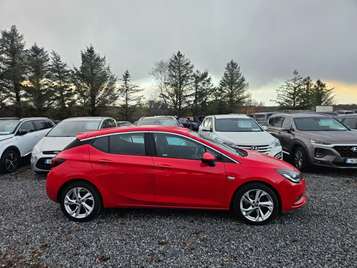 Opel Astra SRI 1.6 Cdti 110PS 5DR - Image 2
