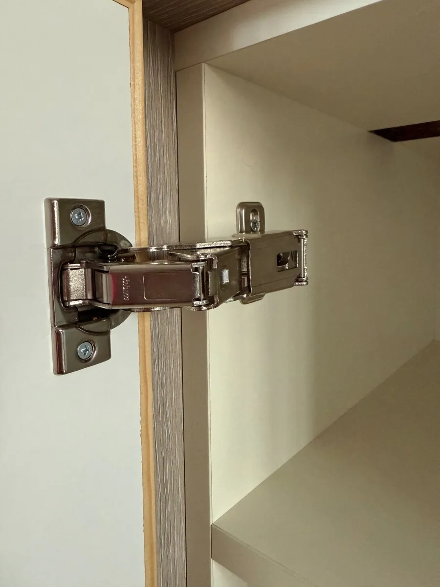 Chest of drawer - Image 3