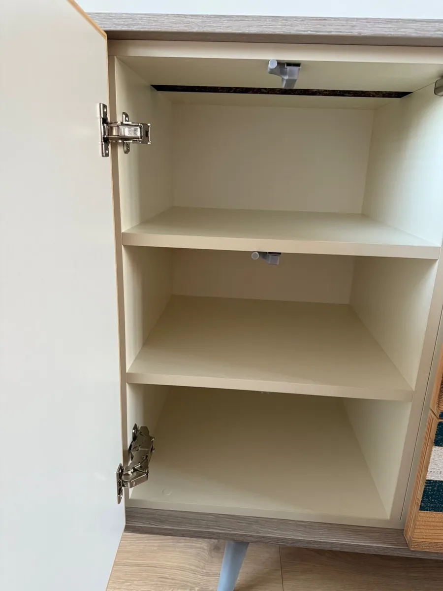 Chest of drawer - Image 4