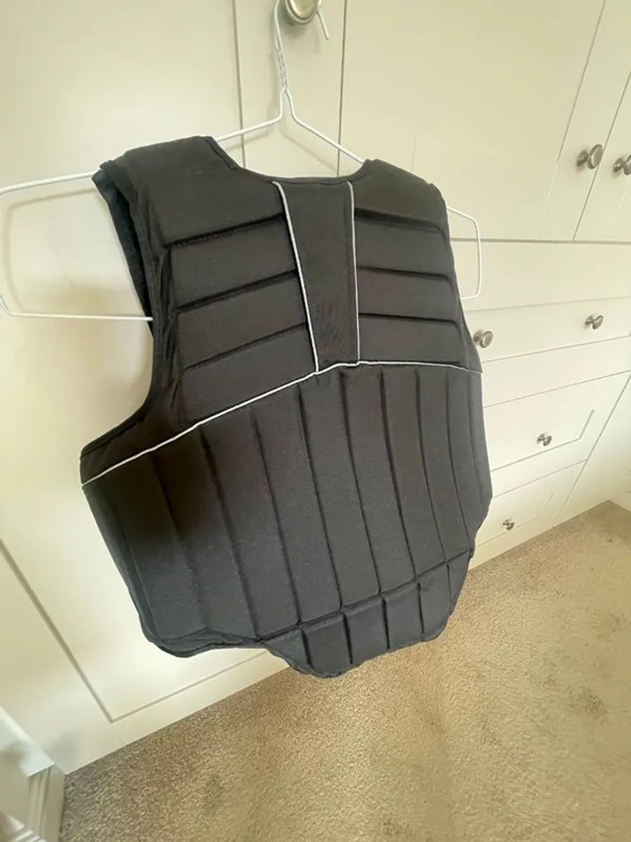 Horse riding body protector - Image 3