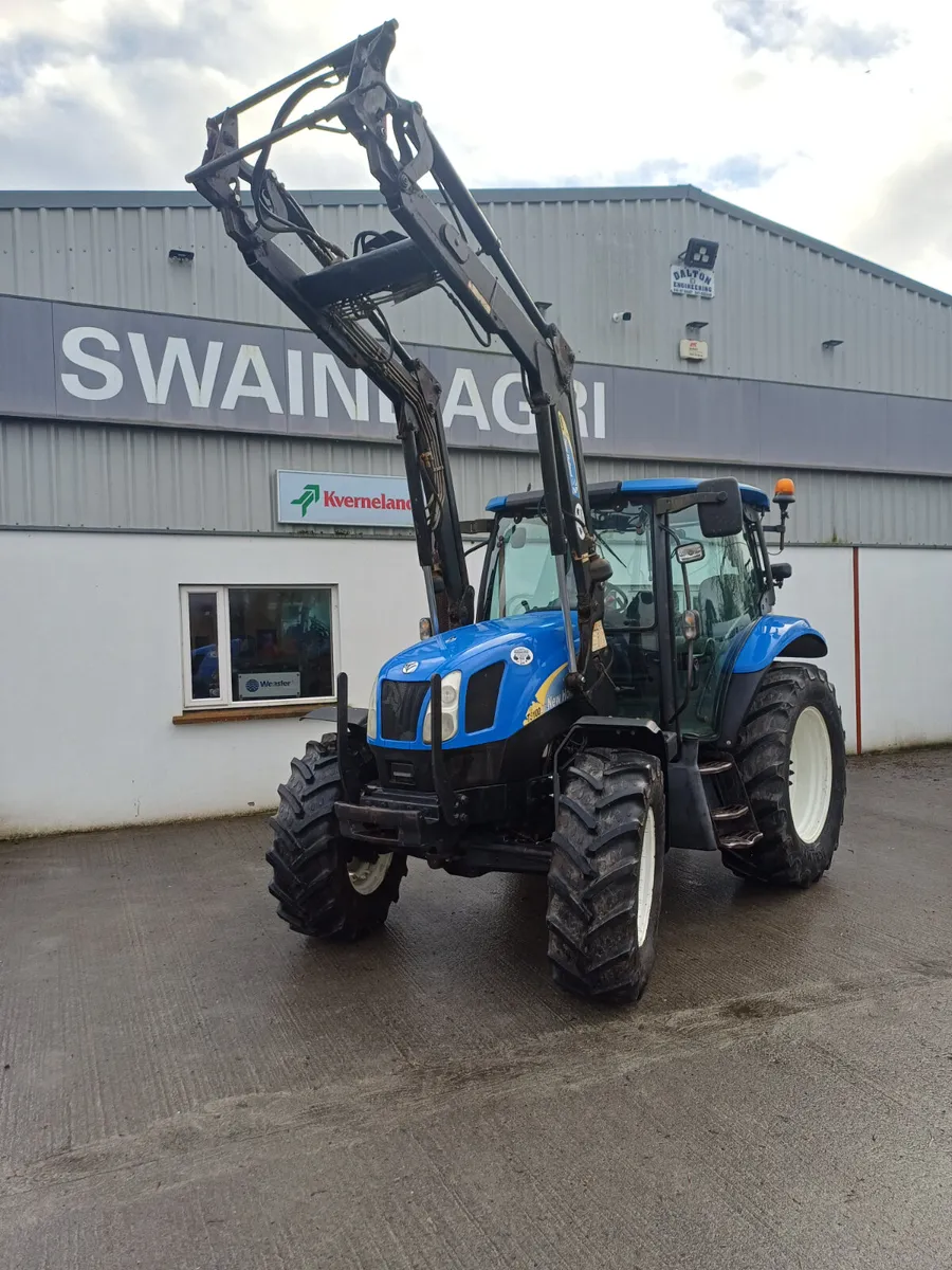 TS100A New Holland - Image 1