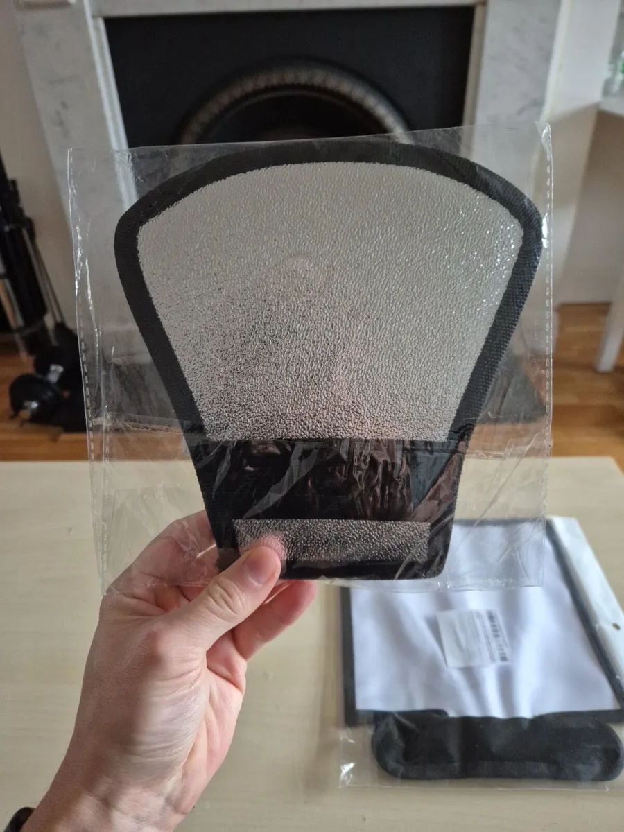 Flash diffuser/reflector, brand new! - Image 3