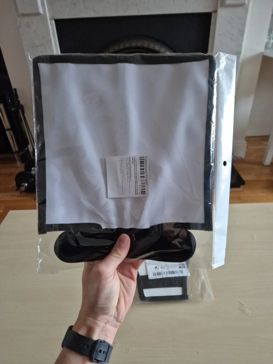 Flash diffuser/reflector, brand new! - Image 4
