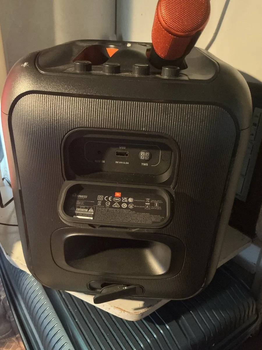 JBL PARTYBOX BLUETOOTH WIRELESS MIC - Image 2