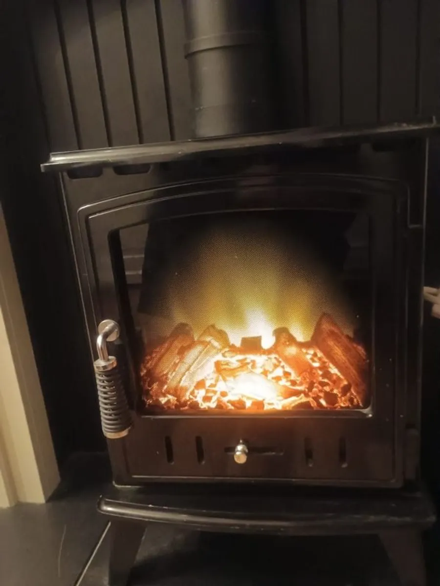 https://fireplacefactoryoutlet.com/products/adam-derwent-stove-suite-in cream electric stove in black-en - Image 2