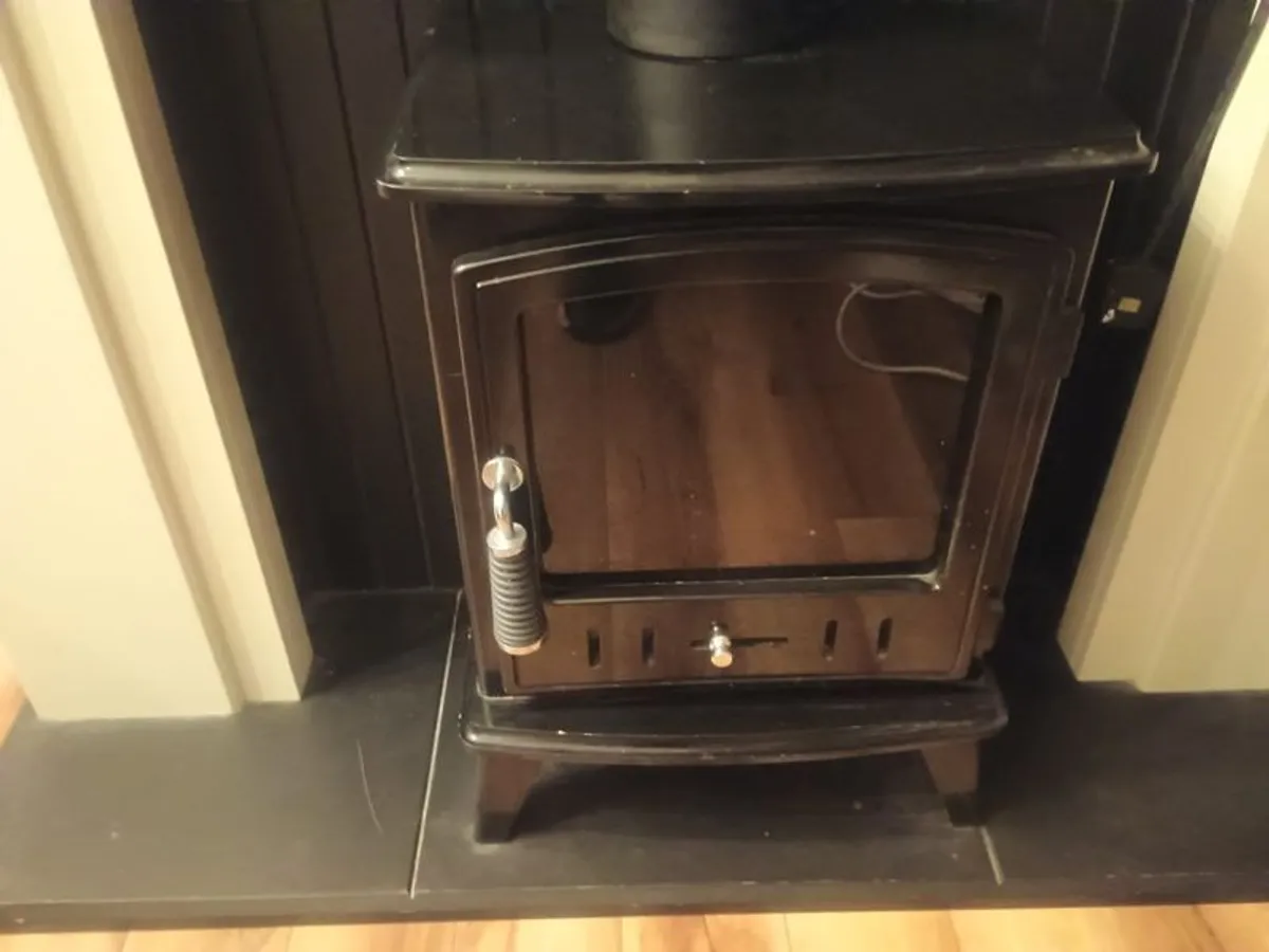 https://fireplacefactoryoutlet.com/products/adam-derwent-stove-suite-in cream electric stove in black-en - Image 4