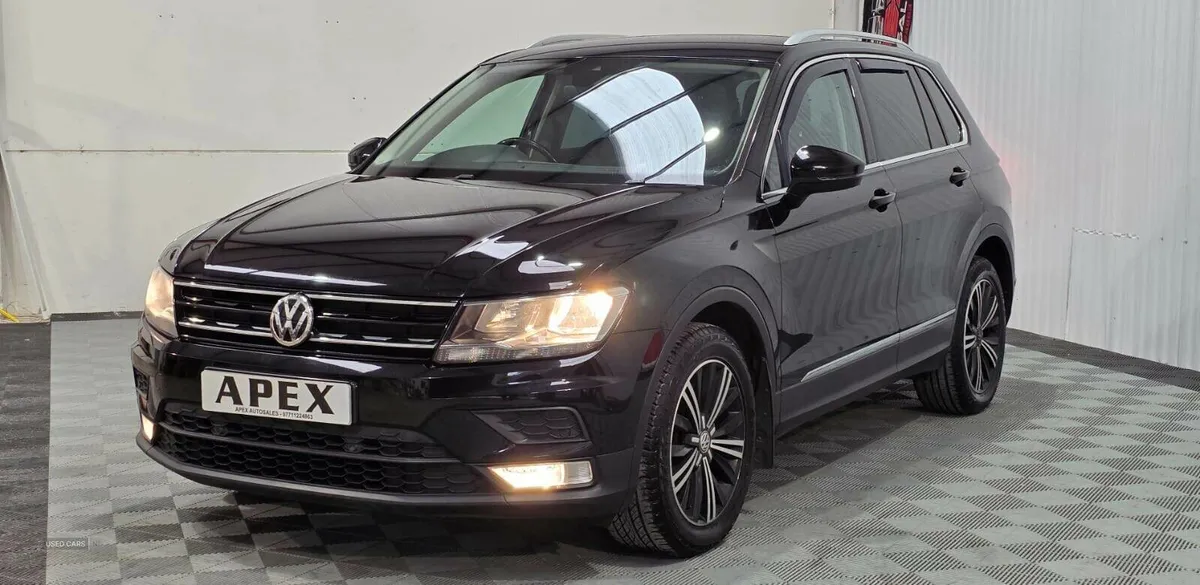 Volkswagen Tiguan DIESEL ESTATE - Image 2