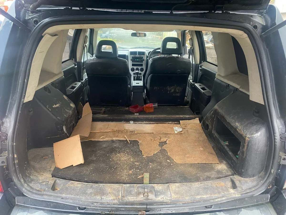 Jeep patriot 4wd commercial - Image 4