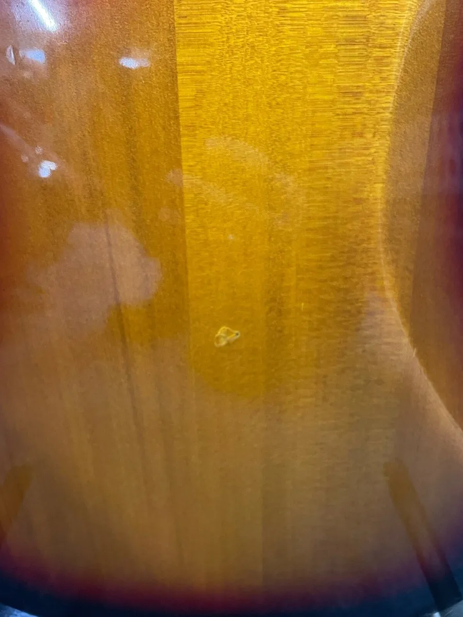 Squier P-Bass 2006 - Image 4