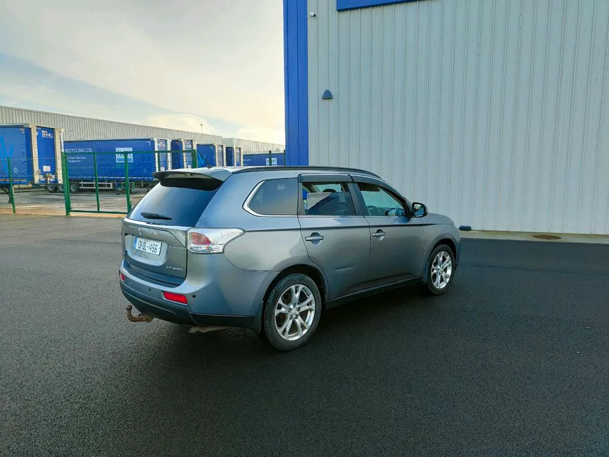 Mitsubishi outlander automatic diesel - Image 3