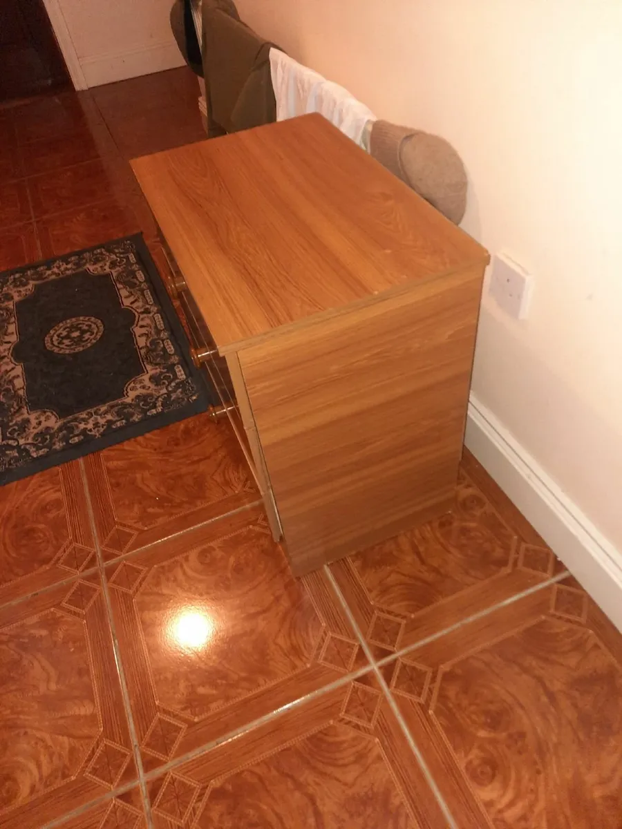 Chest of drawers - Image 3