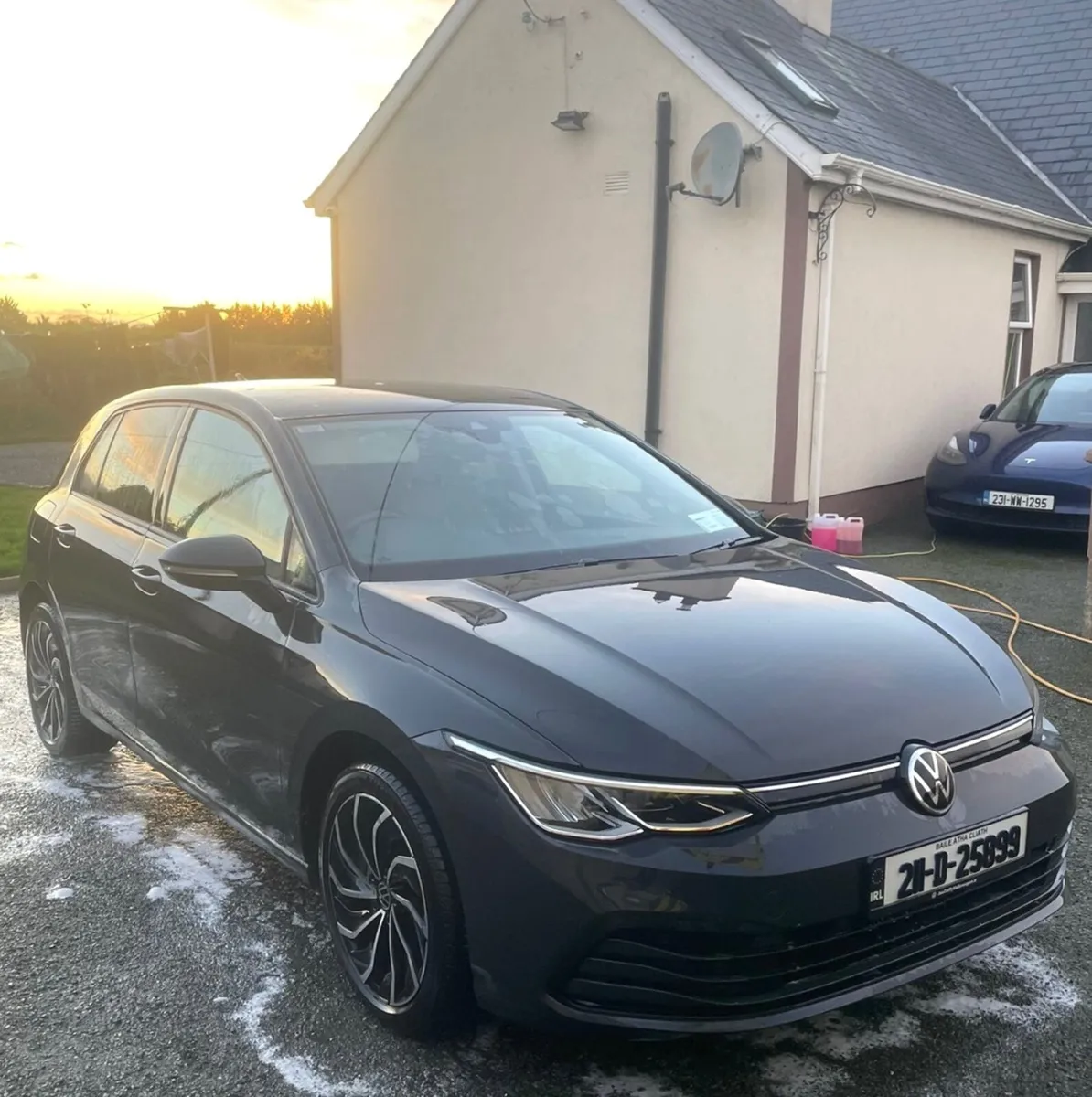 VOLKSWAGEN GOLF , URANO GREY, HIGH SPEC - Image 1