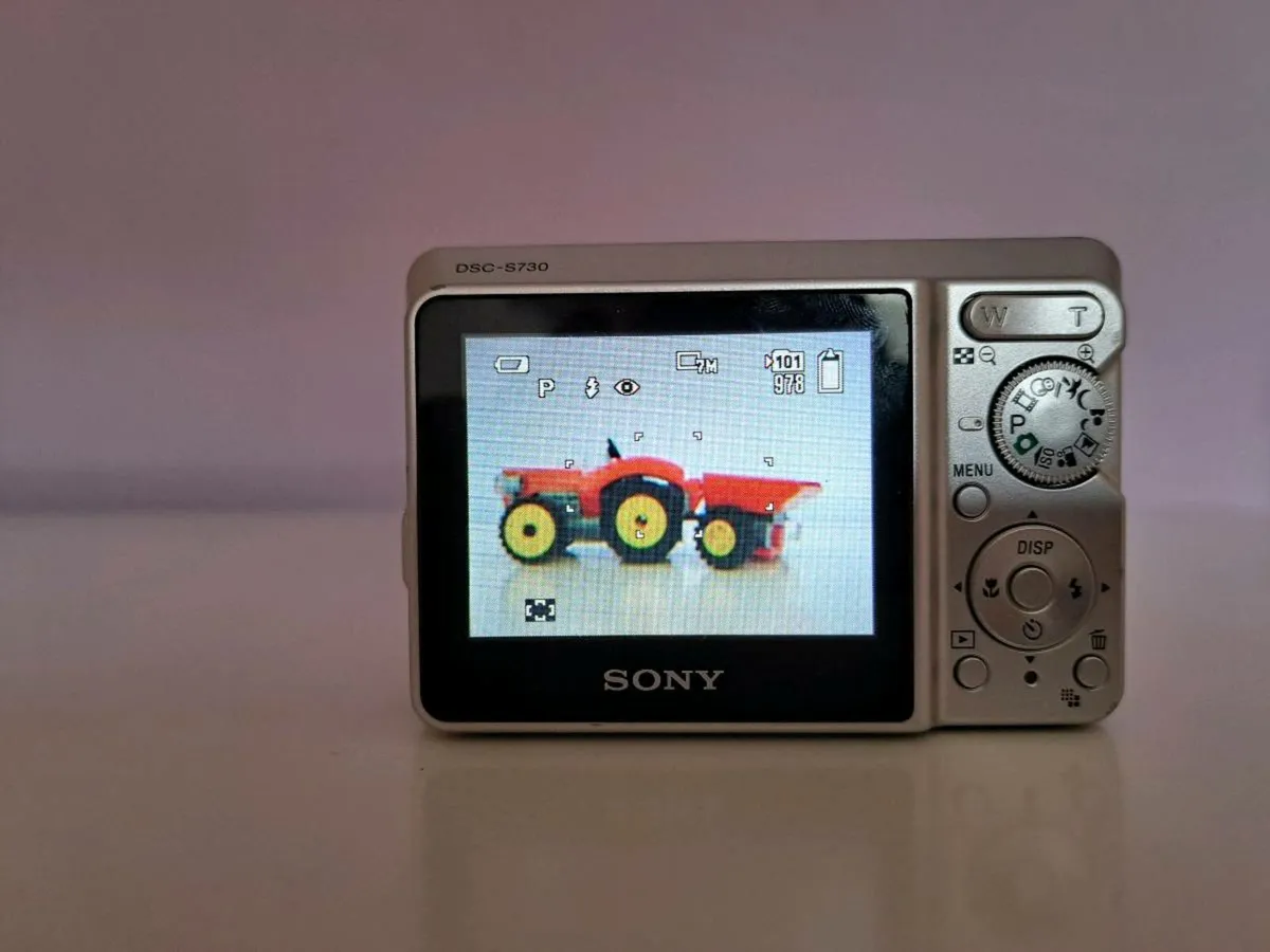 Sony Cybershot S730 - Image 2