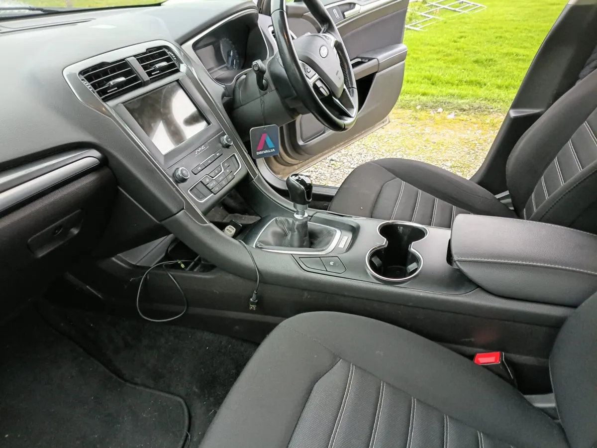 Ford Mondeo 2020 2.0TDCi 150PS Zetec Powershift - Image 4