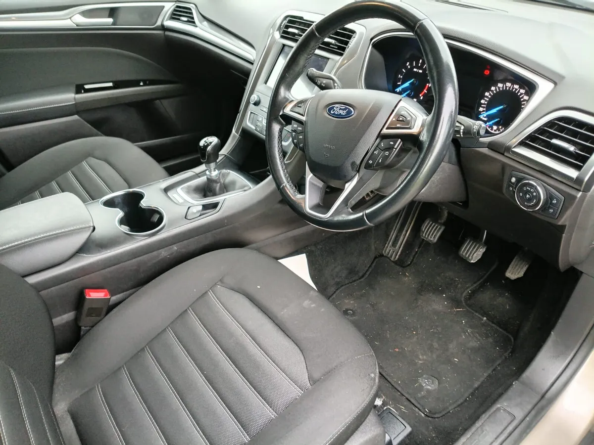 Ford Mondeo 2020 2.0TDCi 150PS Zetec Powershift - Image 2