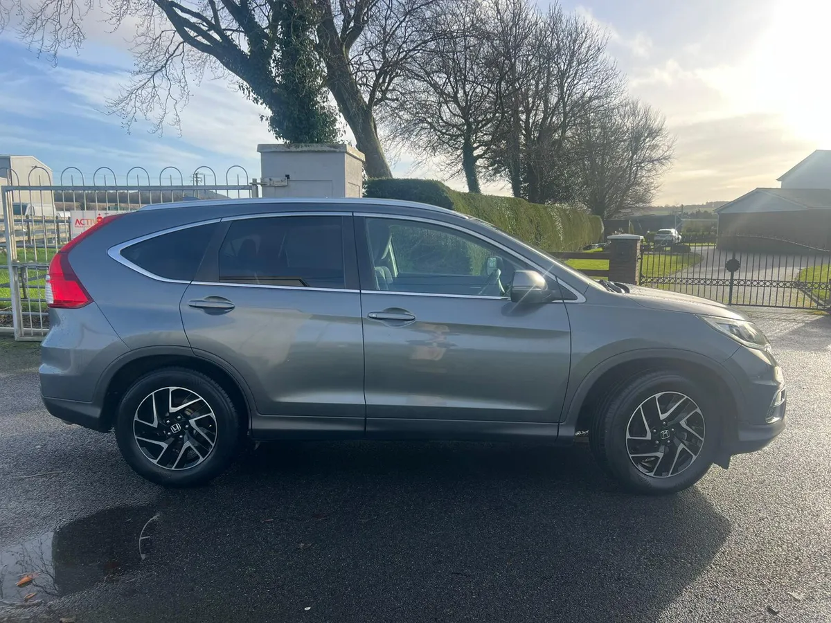 Honda CR-V ES 2017 - Image 3