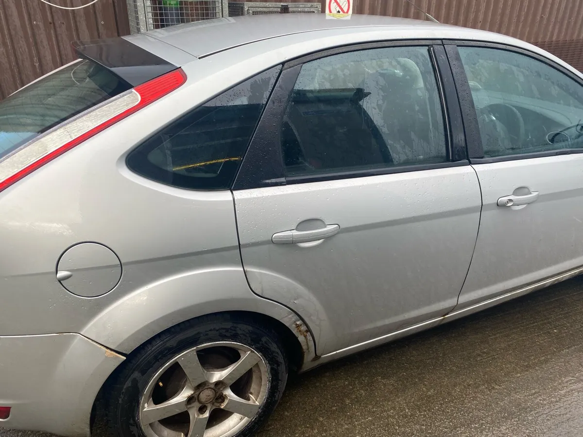 Ford focus - Image 4