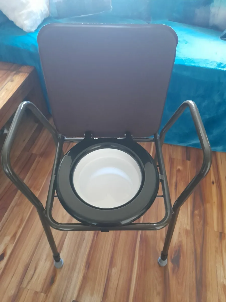 Camode chair,   brand new,  guarantee never used, - Image 3