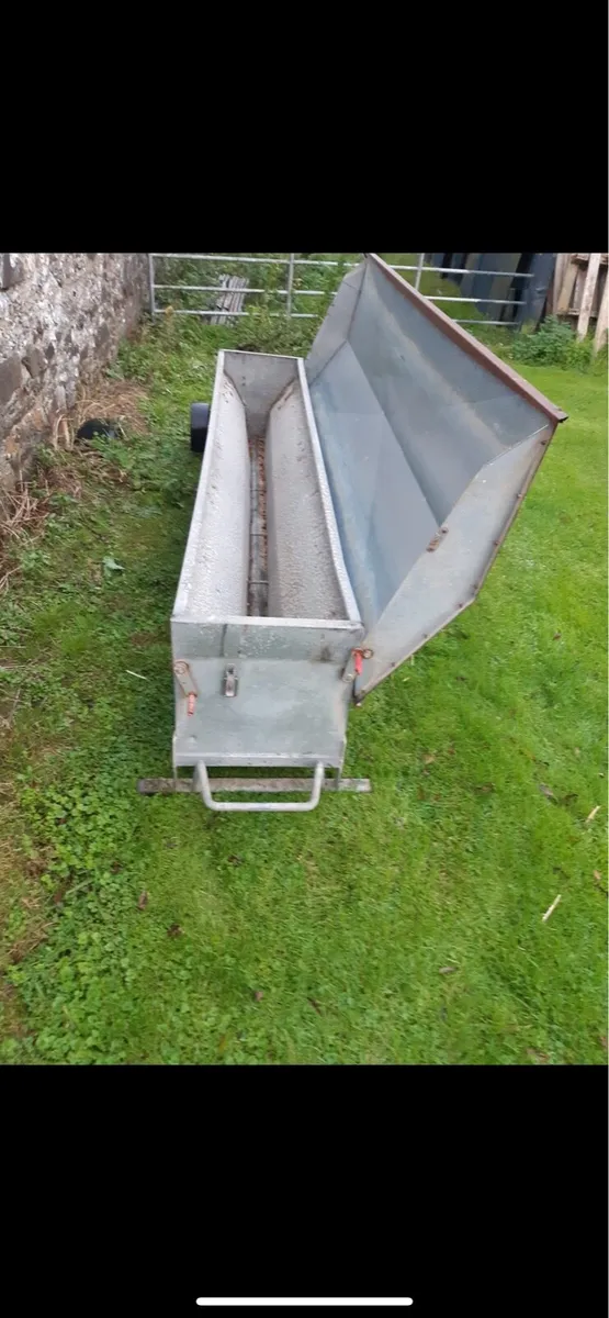 Sheep Feeder - Image 4