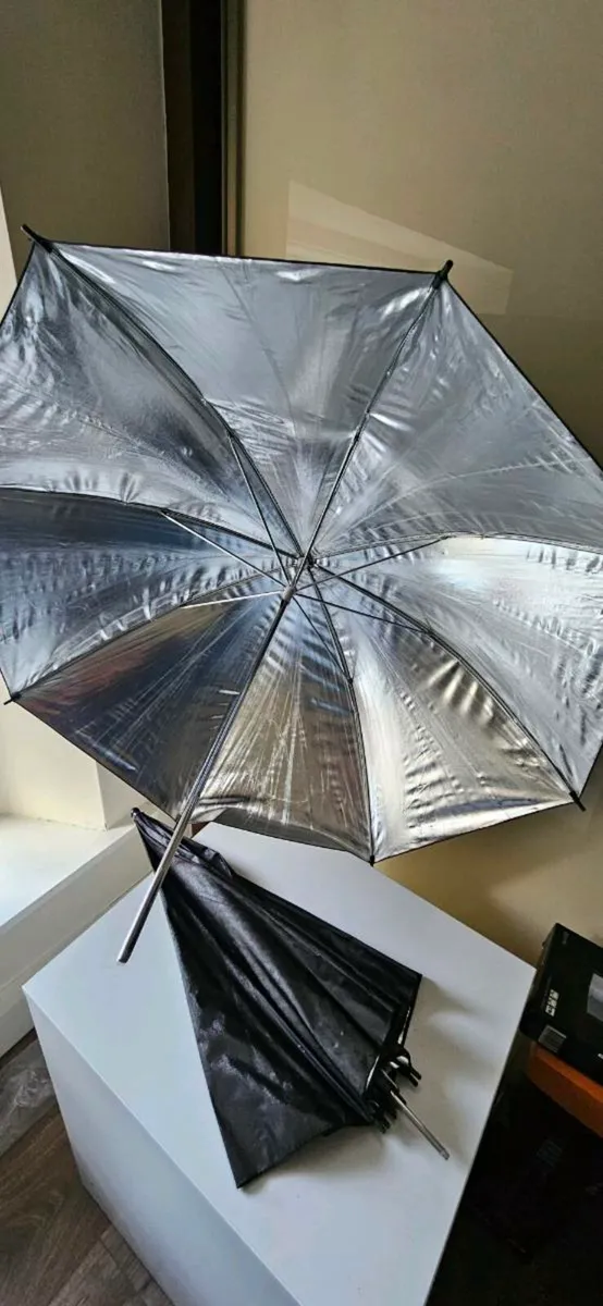 Photography equipment. Everything Immaculate condi - Image 4