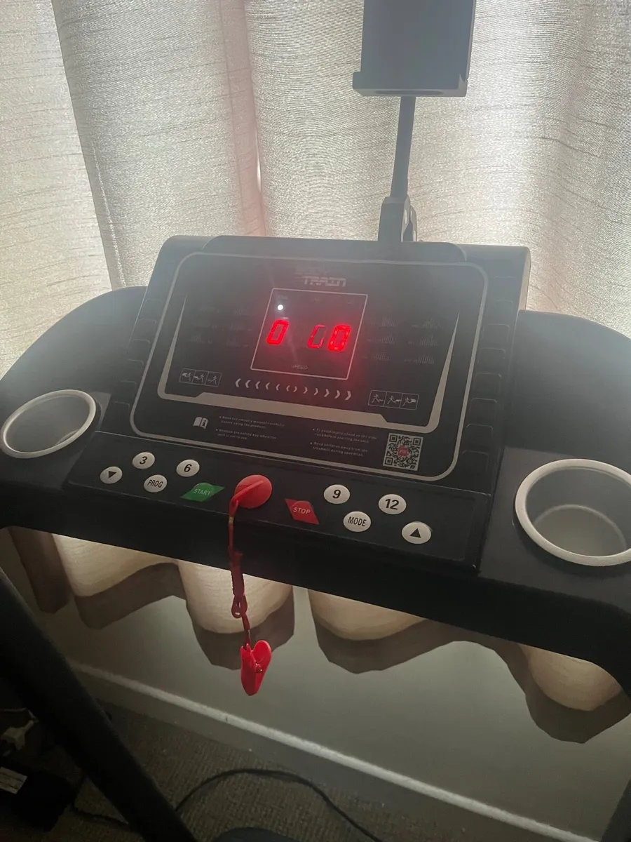 Treadmill  for sale - Image 3