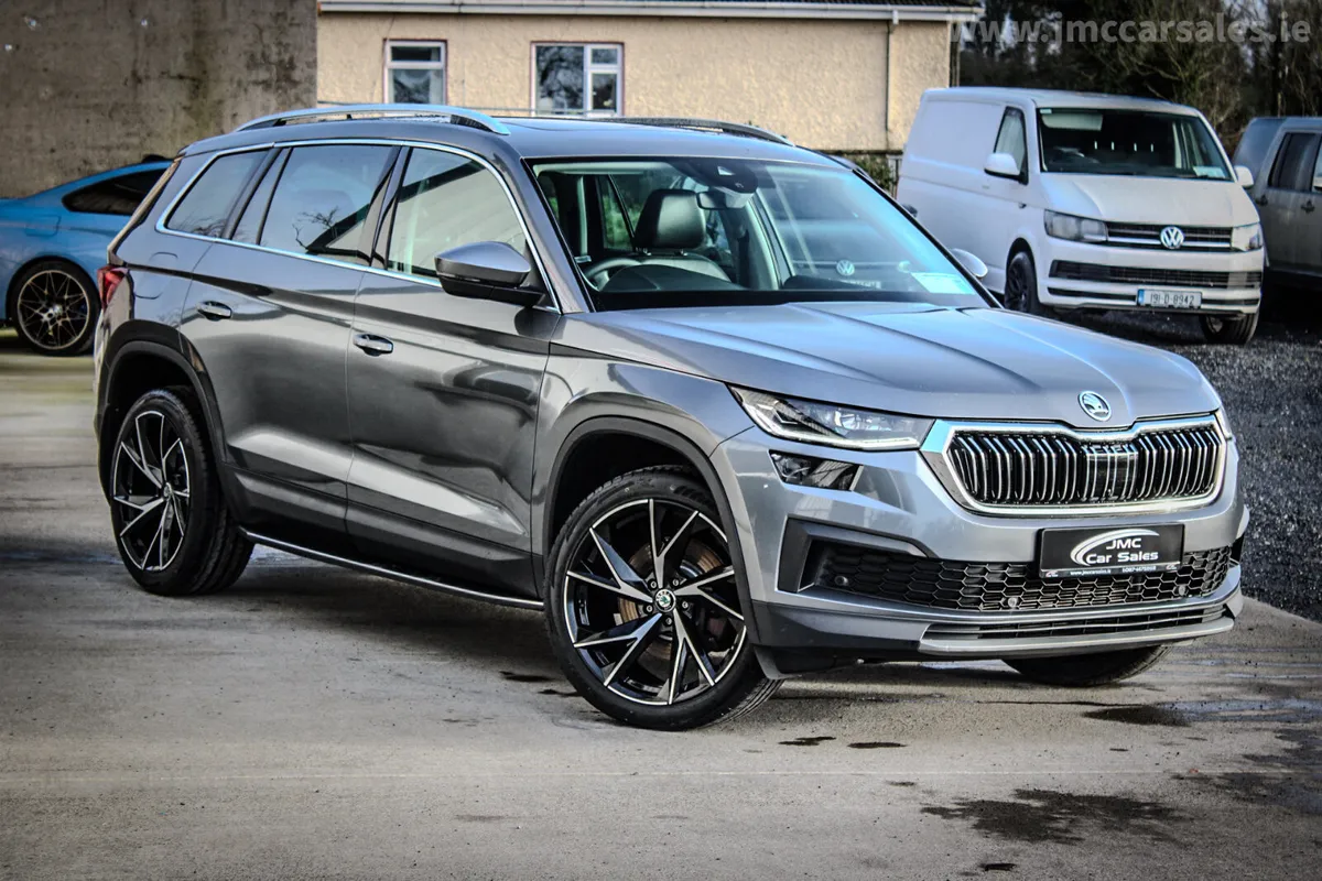 2022 SKODA KODIAQ STYLE 7 SEAT - Image 3