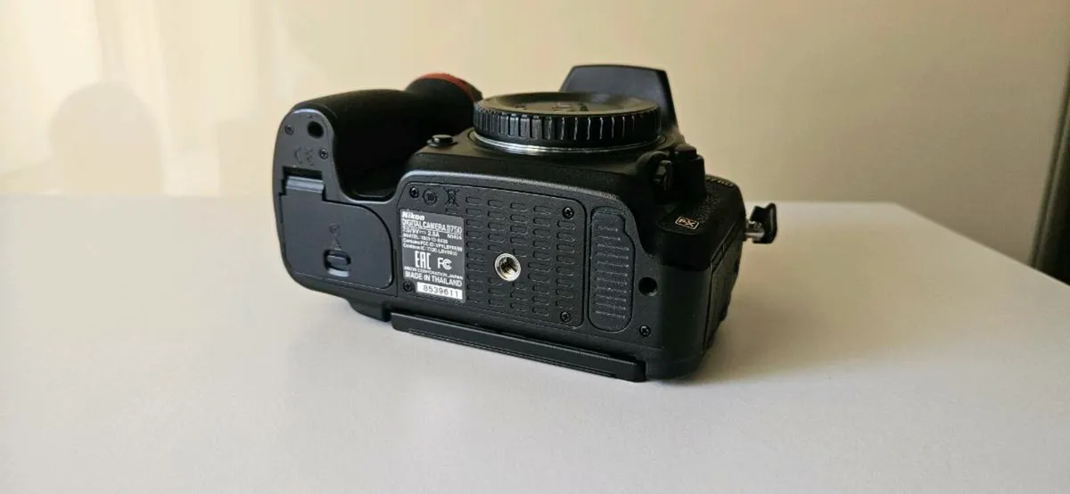 Nikon D750 Full frame DSLR Immaculate condition - Image 3