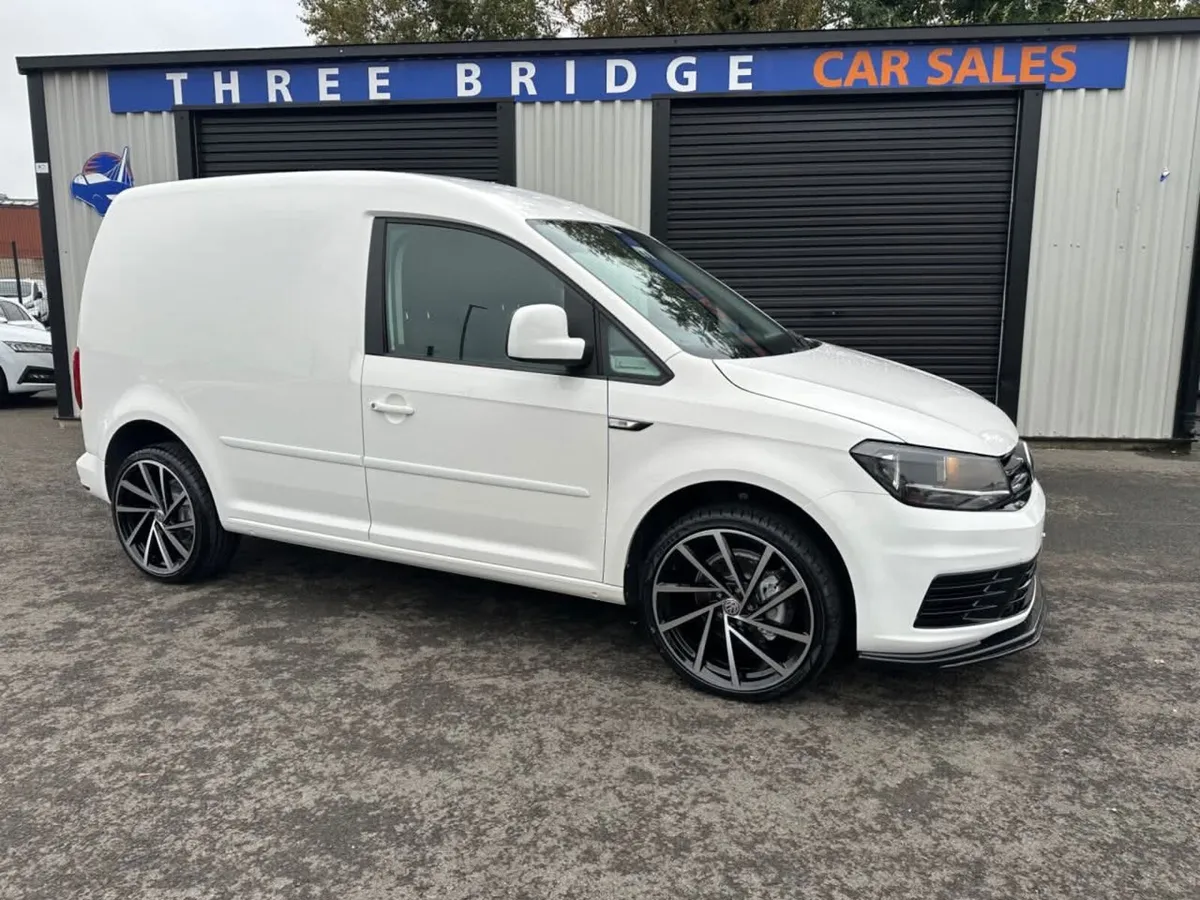 2019 Volkswagen Caddy  FSH, 2 KEYS, 1 OWNER. - Image 1