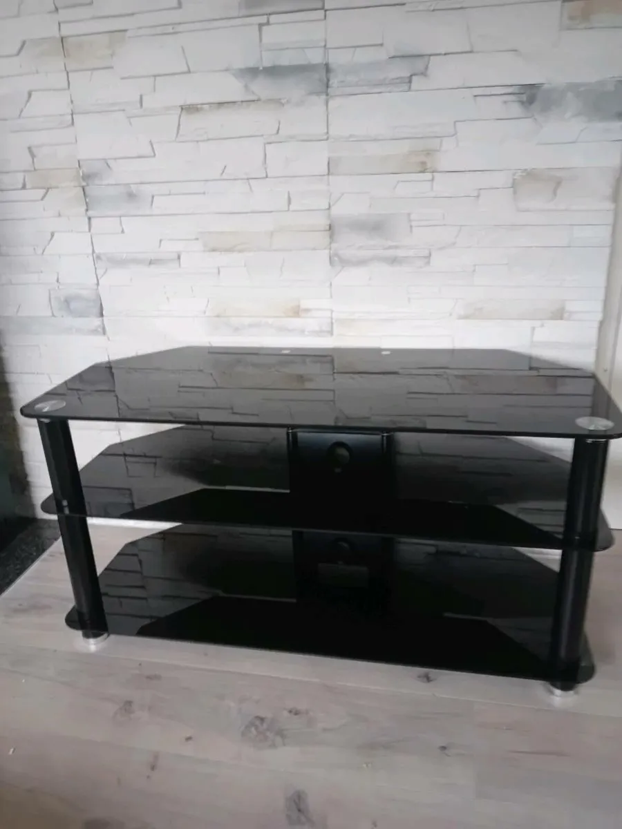 TV STAND - Image 1