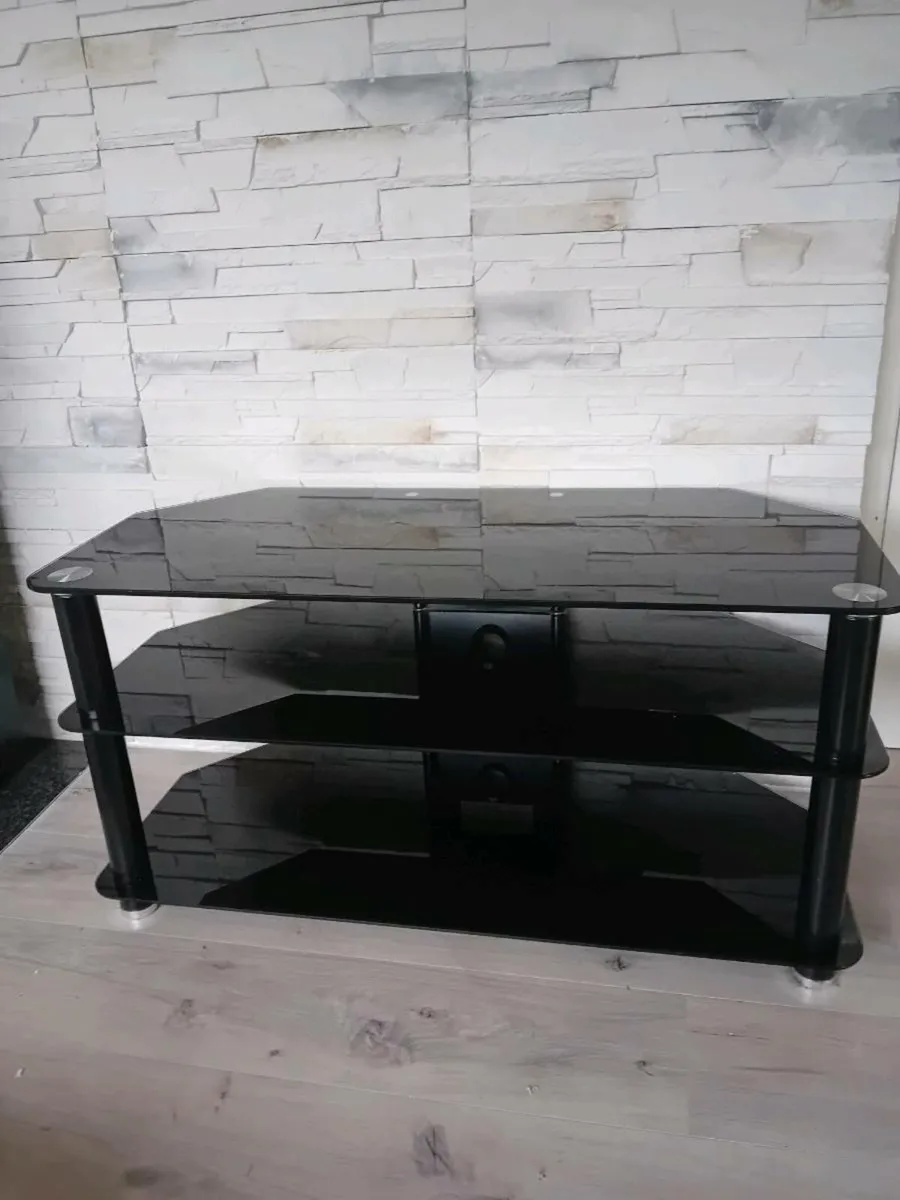 TV STAND - Image 2