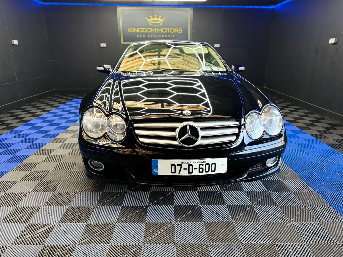 Mercedes SL350 CABRIO,LIKE NEW,LOW KM - Image 4