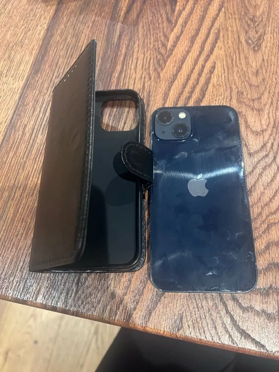 iPhone 13 12gb black and new cover - Image 4