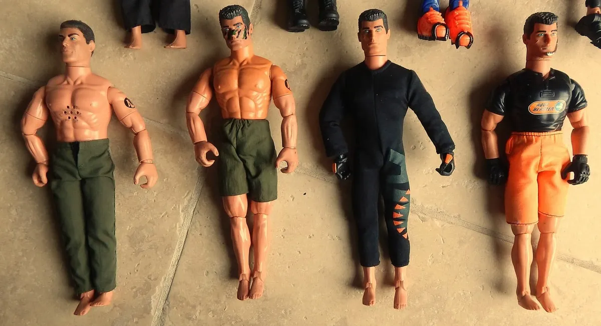 Collection of 13 Vintage Action Man Figures - Image 4