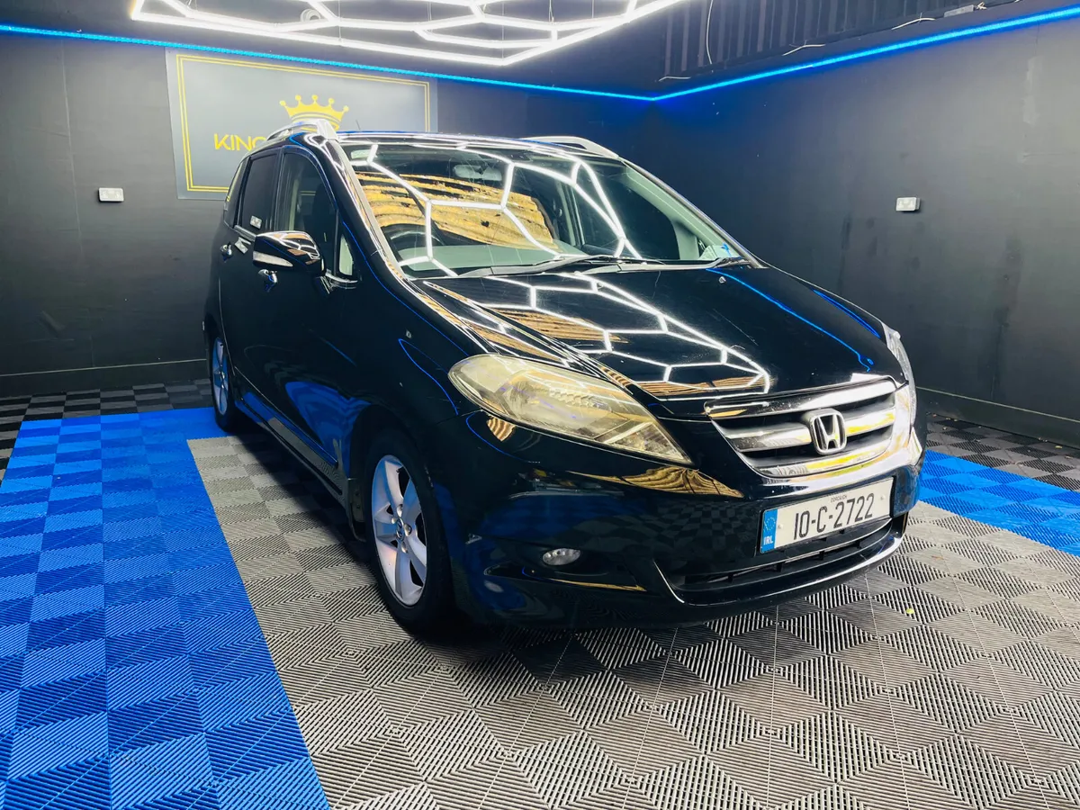 Honda FR-V ,NEW NCT 01/27,Automatic,6 seats - Image 3