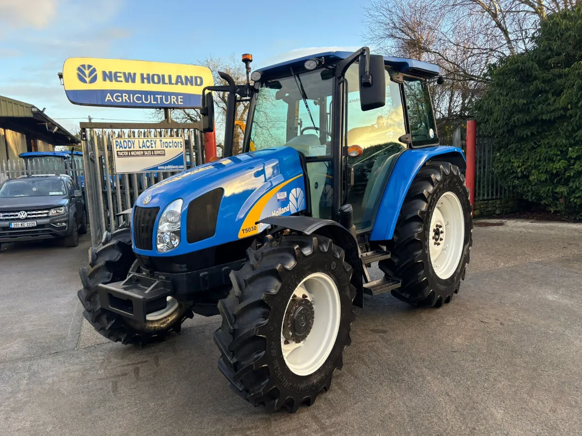 2009 New Holland T5030 - Image 1