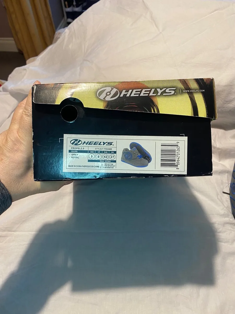 HEELYS. size 8 - Image 3