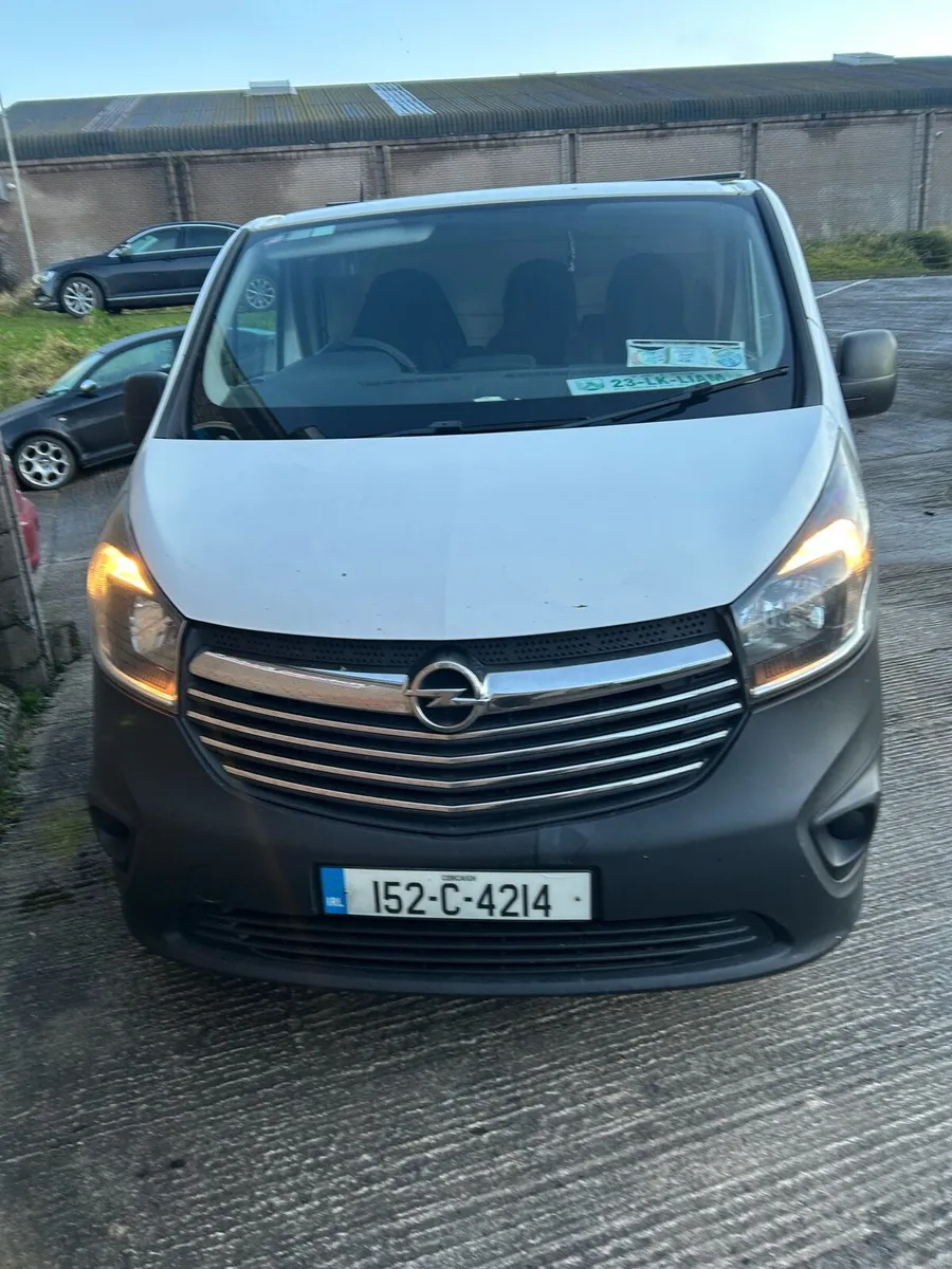 2015 OPEL VIVARO - Image 1