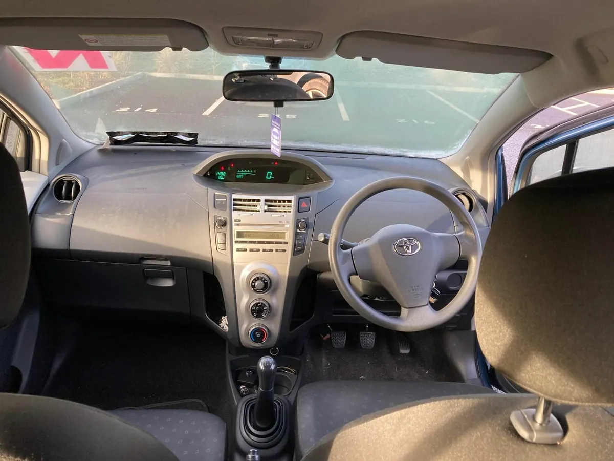 Toyota Yaris 2006 - Image 1