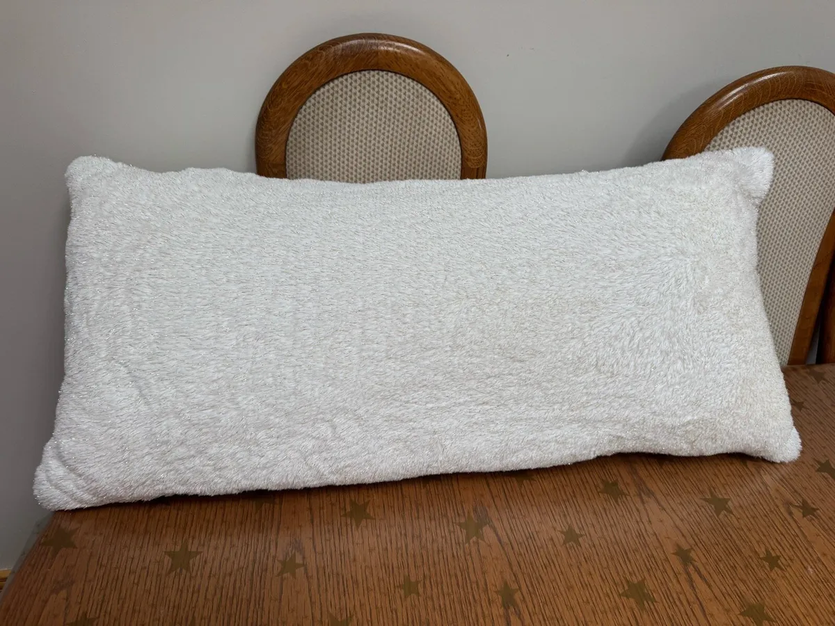 Jingles & Joy XL cushion white with gold fleck - Image 1