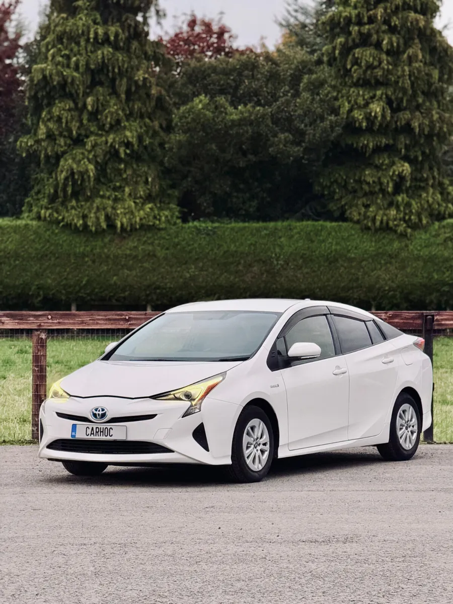 🌟Toyota Prius Icon - 1.8 Hybrid 2016🌟 - Image 1