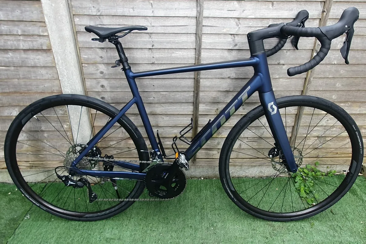 DON'T MISS THIS CHANCE!!! Scott Speedster 10 - Image 1