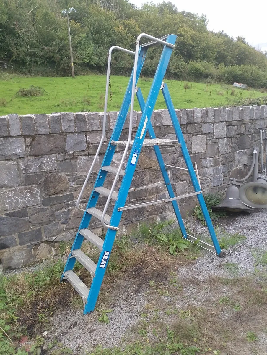 Clow Lyte professional platform podium steps - Image 1