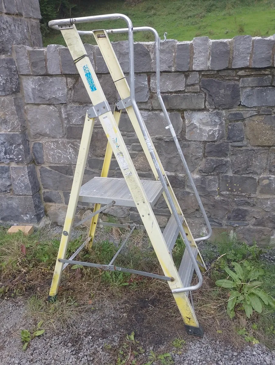 Clow Lyte professional platform podium steps - Image 3