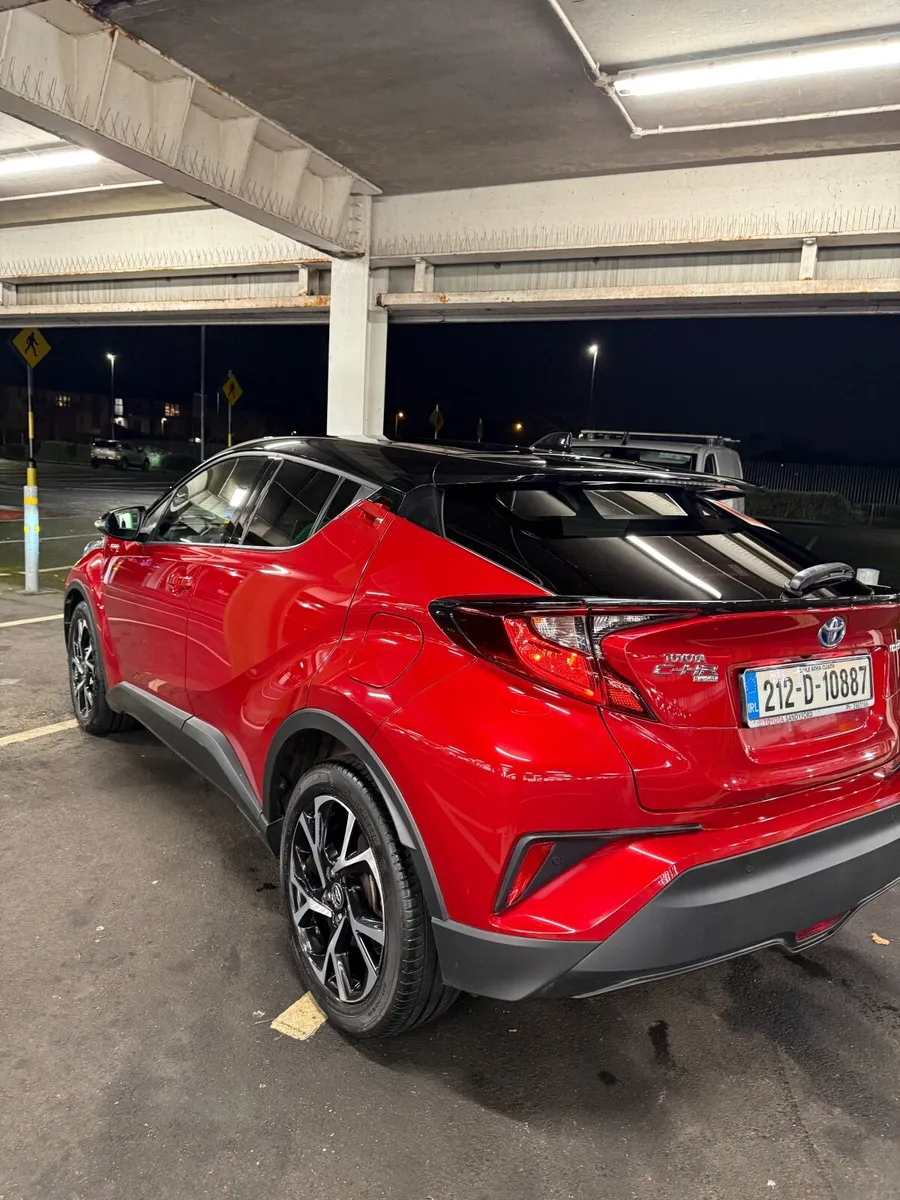 Toyota C-HR 1.8 Hybrid 5doors - Image 4