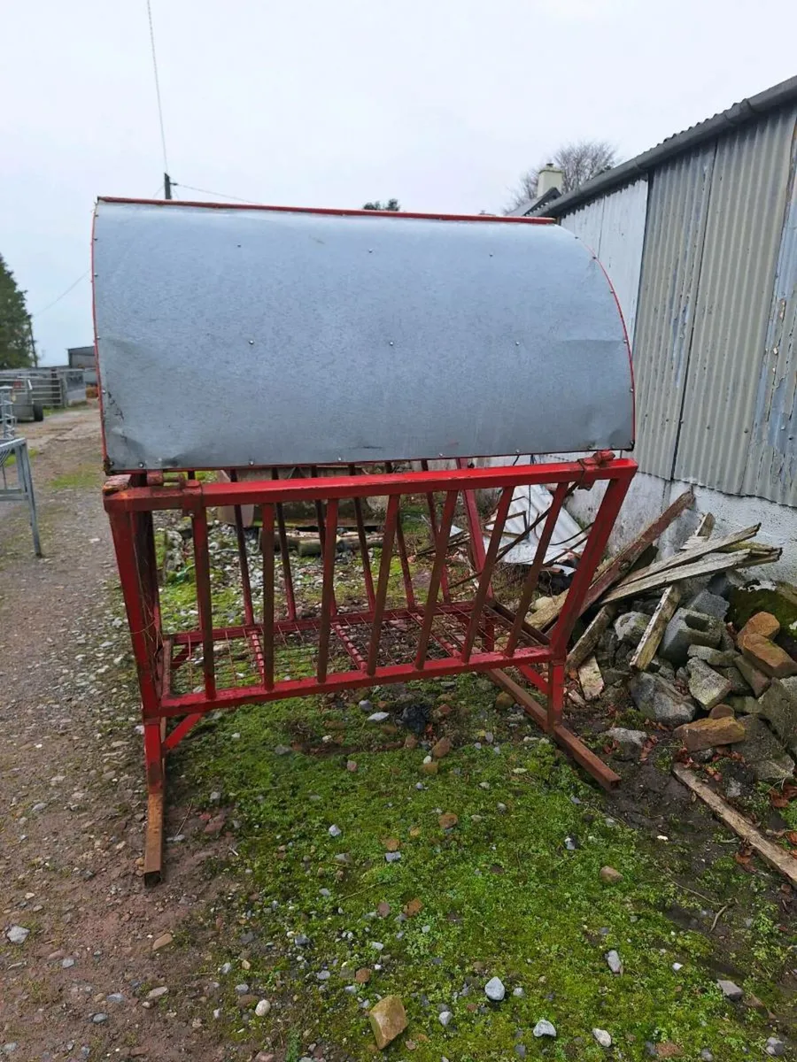 Sheep feeders - Image 1